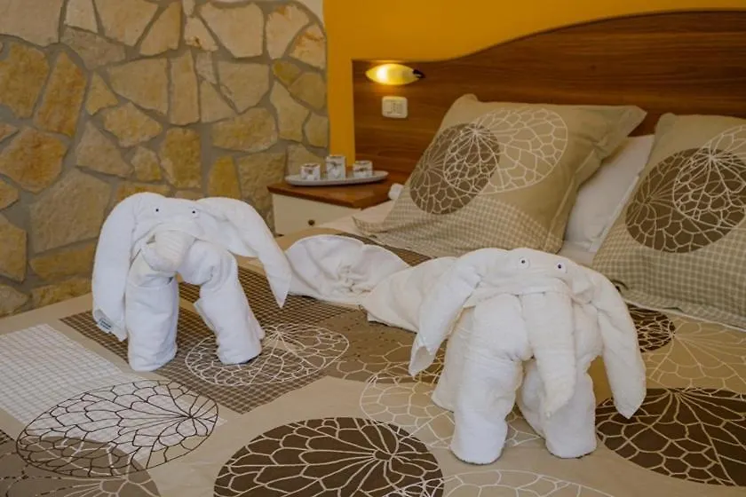 Agriturismo La Fata Γκροσέτο Κατάλυμα σε φάρμα